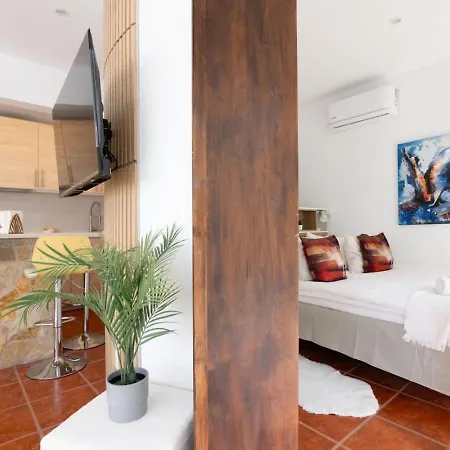 Lägenhet Oasis - Bright 2br With Balcony Sitges