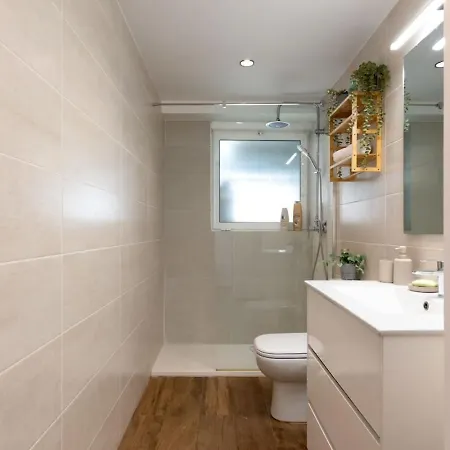 Oasis - Bright 2br With Balcony * Sitges